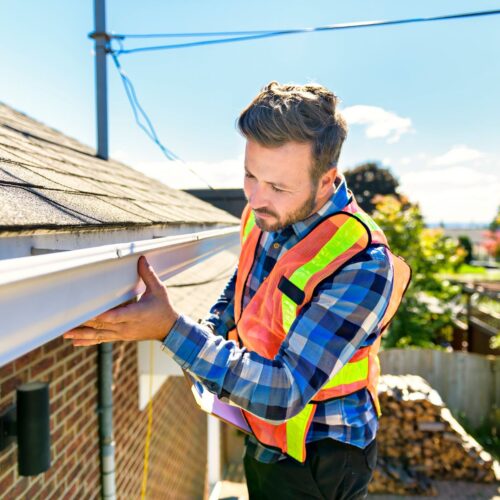 7 Reasons to Schedule a Fall Roof Inspection
